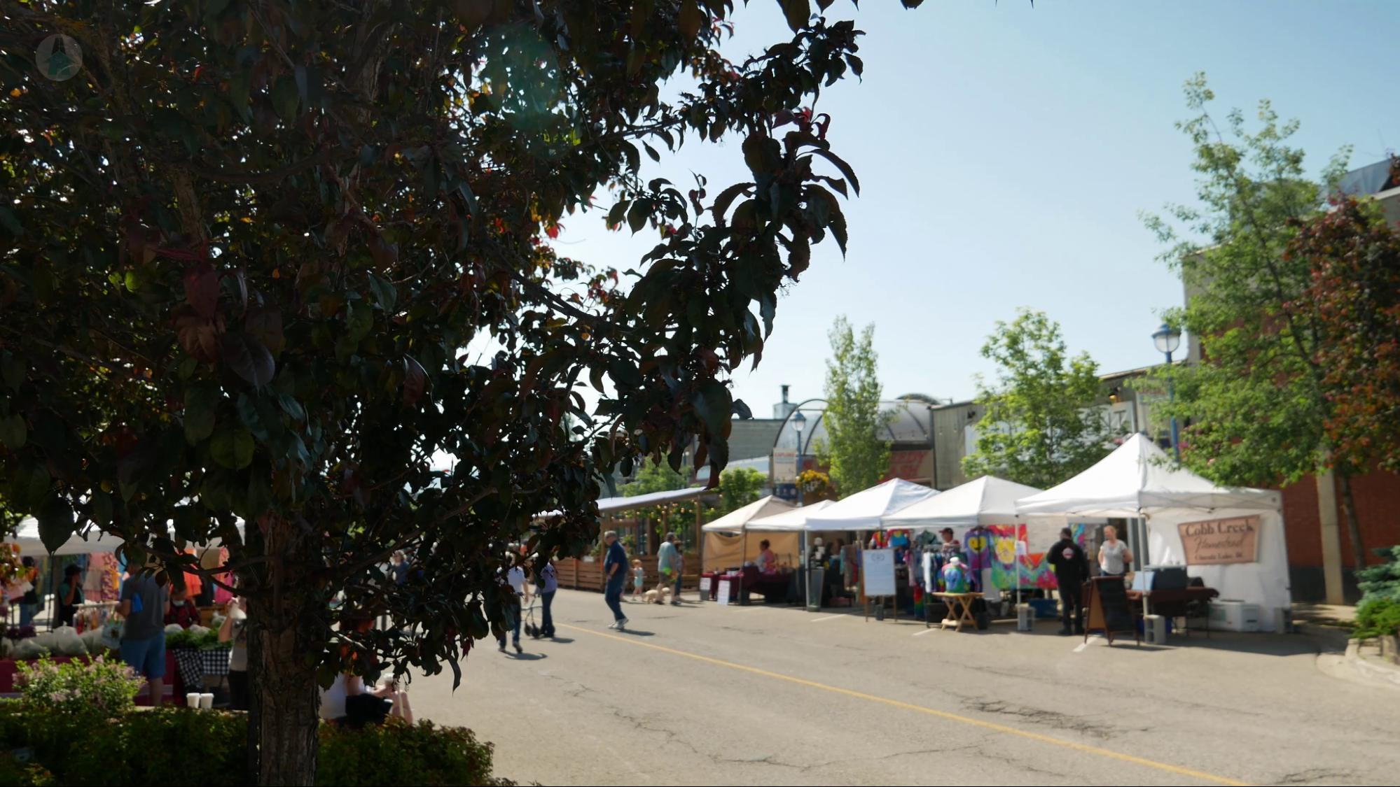 Farmer's Market The outdoor farmer's market in Prince George, BC
